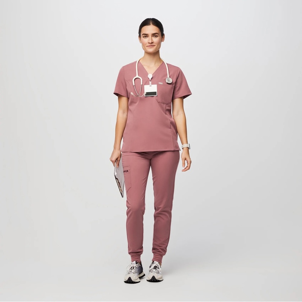 Figs mauve scrubs